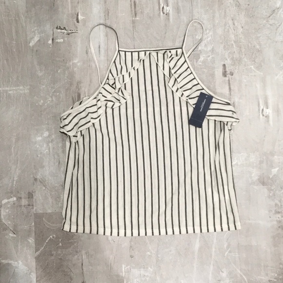 American Eagle Outfitters Tops - Ruffle striped cropped tank